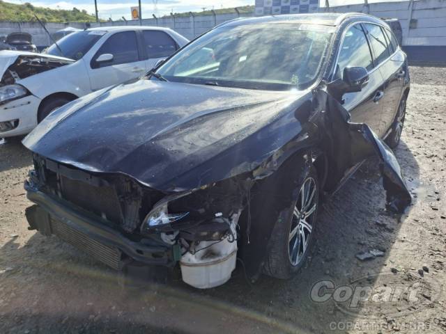 2016 VOLVO V60 