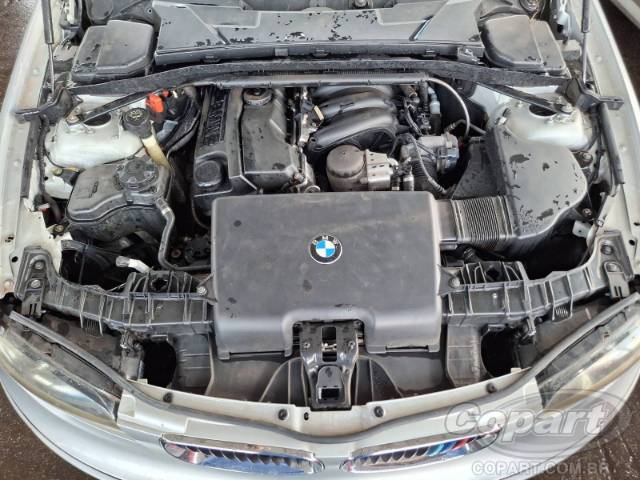 2010 BMW SERIE 1 