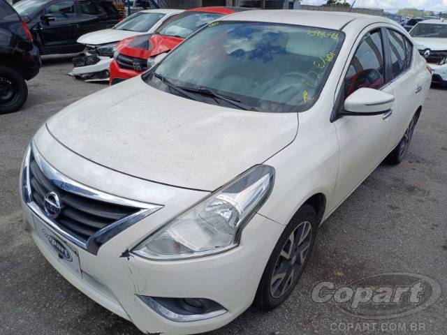 2016 NISSAN VERSA 