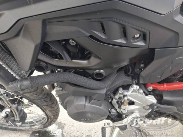 2025 BMW F 900 