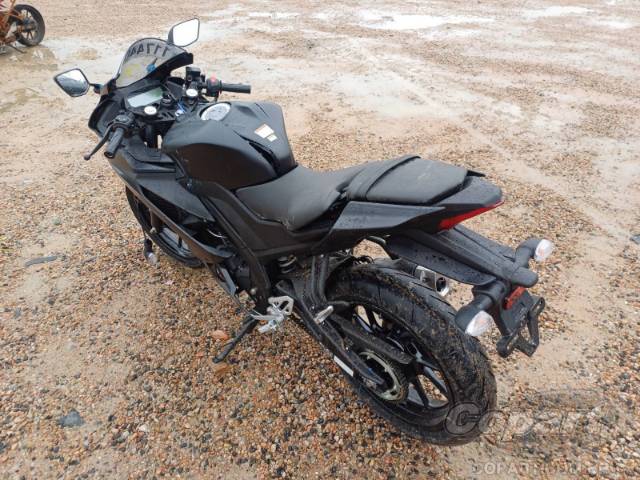 2026 YAMAHA YZF R15 