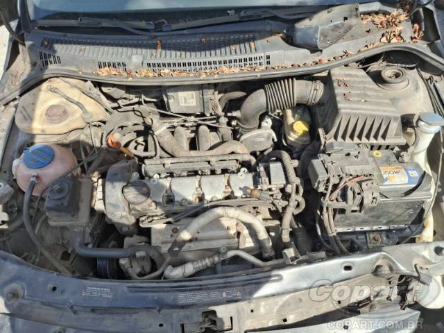 2011 VOLKSWAGEN VOYAGE 