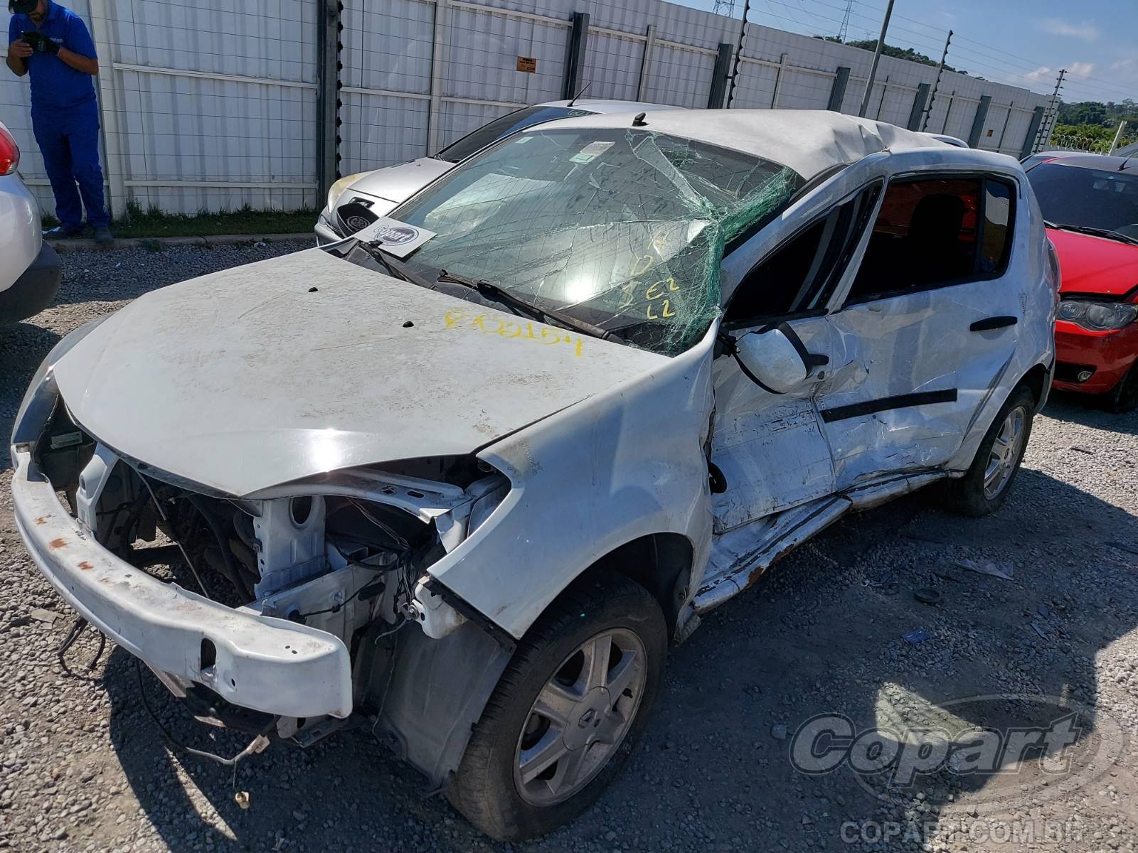 Foto 2: 2014 RENAULT SANDERO