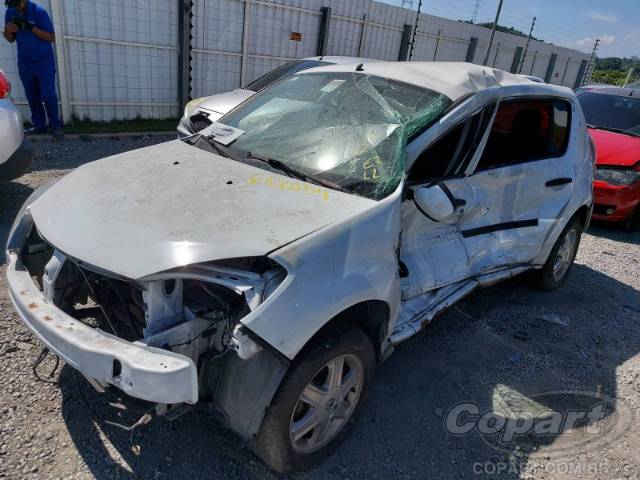 2014 RENAULT SANDERO 