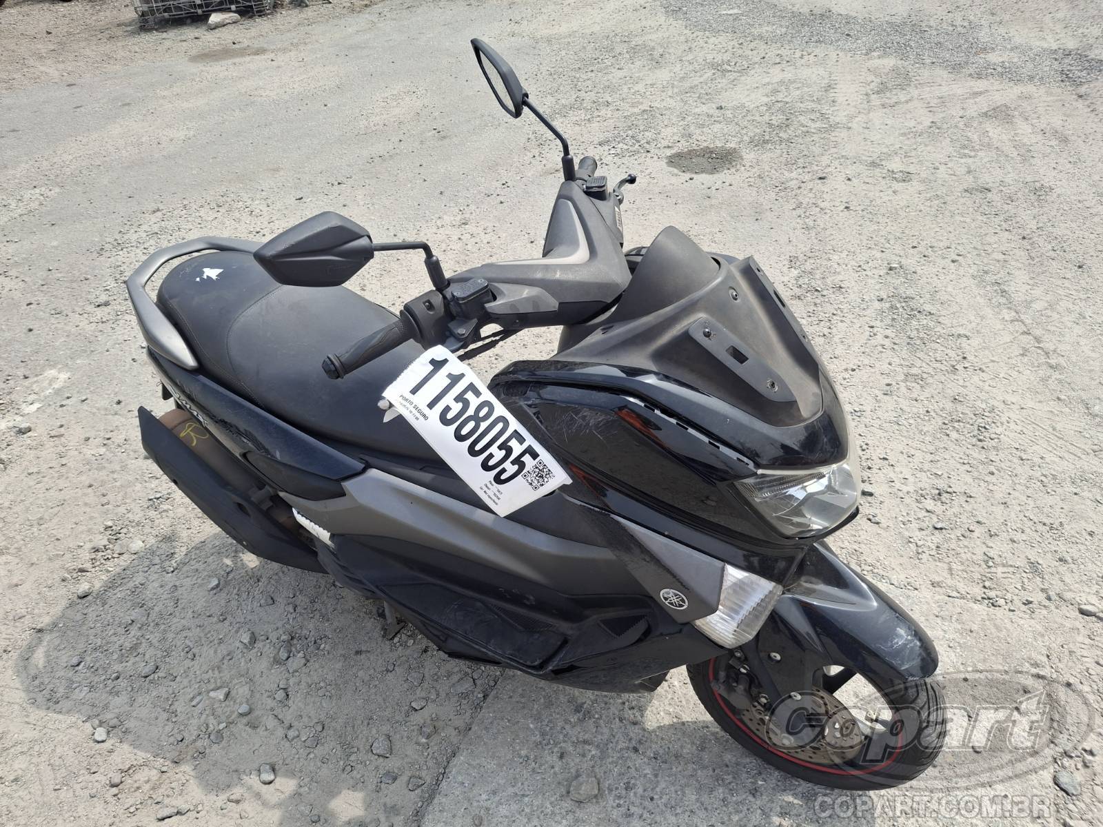 Yamaha Nmax 2020 em leilão