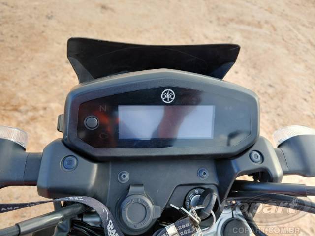 2025 YAMAHA CROSSER 