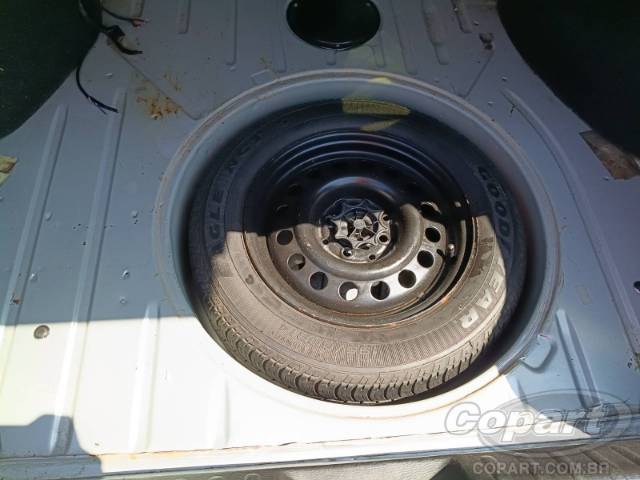 2003 VOLKSWAGEN SANTANA 