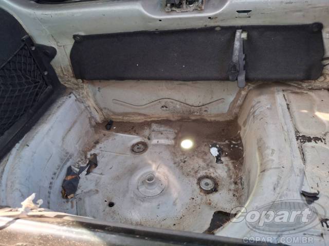 2013 VOLKSWAGEN FOX 
