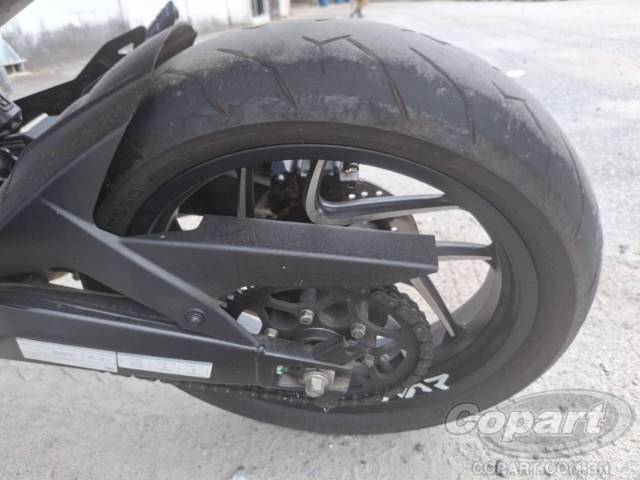 2025 BAJAJ DOMINAR 
