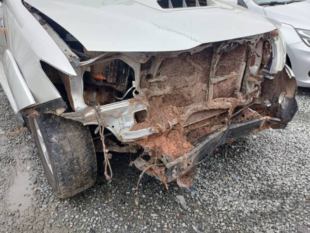 2014 TOYOTA HILUX CD 