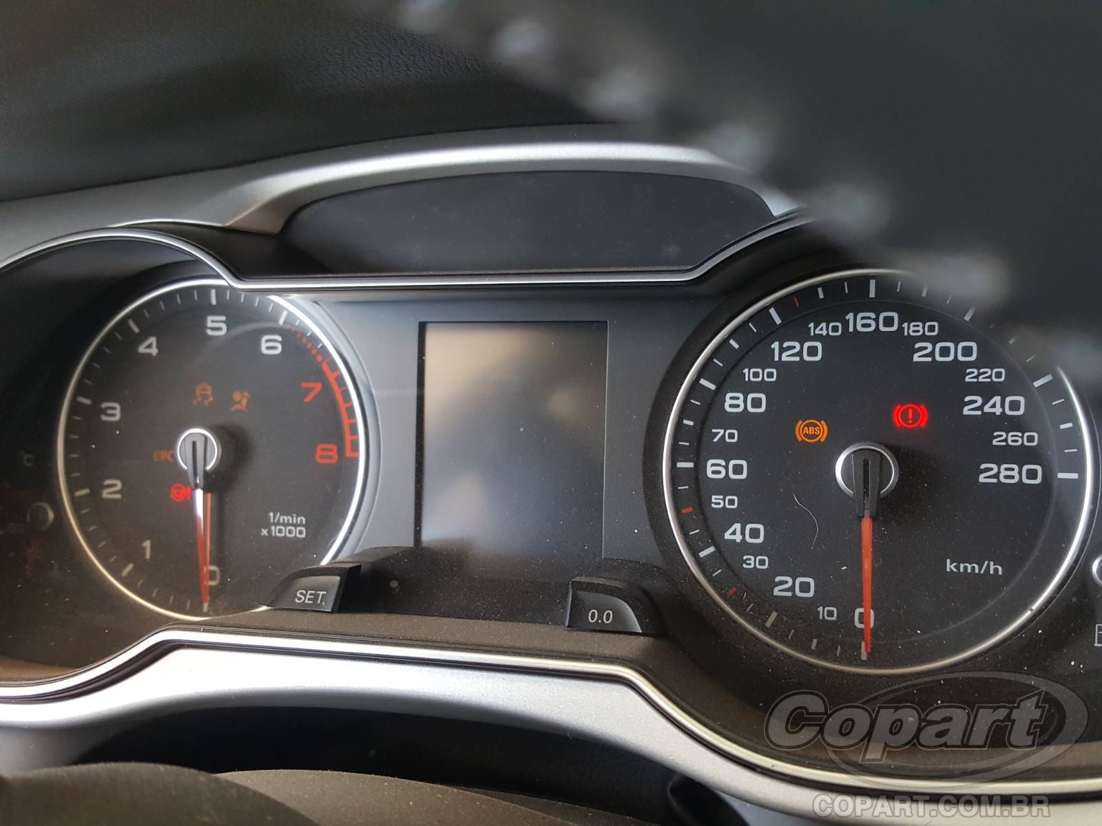 Foto 8 de 10: 2016 AUDI A4