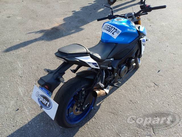 2025 SUZUKI GSX-S 