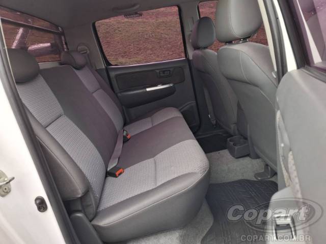 2013 TOYOTA HILUX CD 