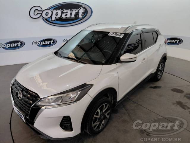 2024 NISSAN KICKS 