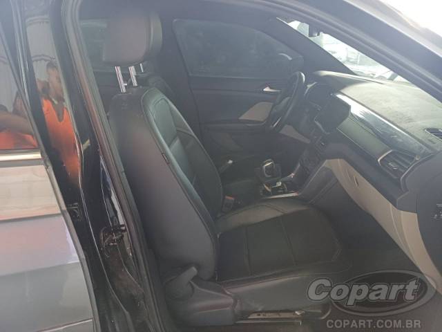 2023 VOLKSWAGEN T-CROSS 