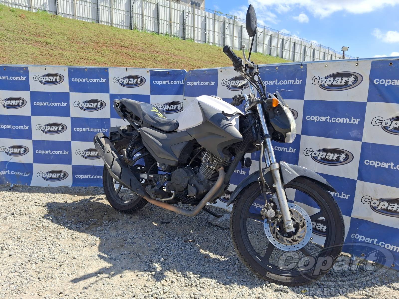 Yamaha YBR 150 Factor 2023 Pequena Monta