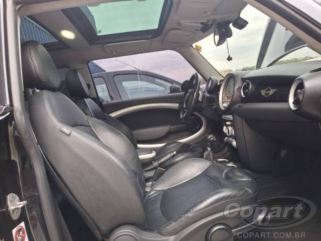 2010 MINI COOPER 