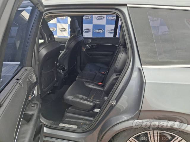 2020 VOLVO XC90 