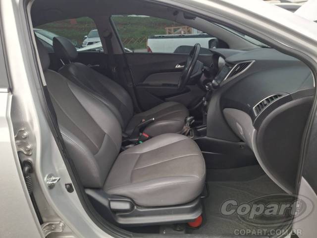 2016 HYUNDAI HB20S 