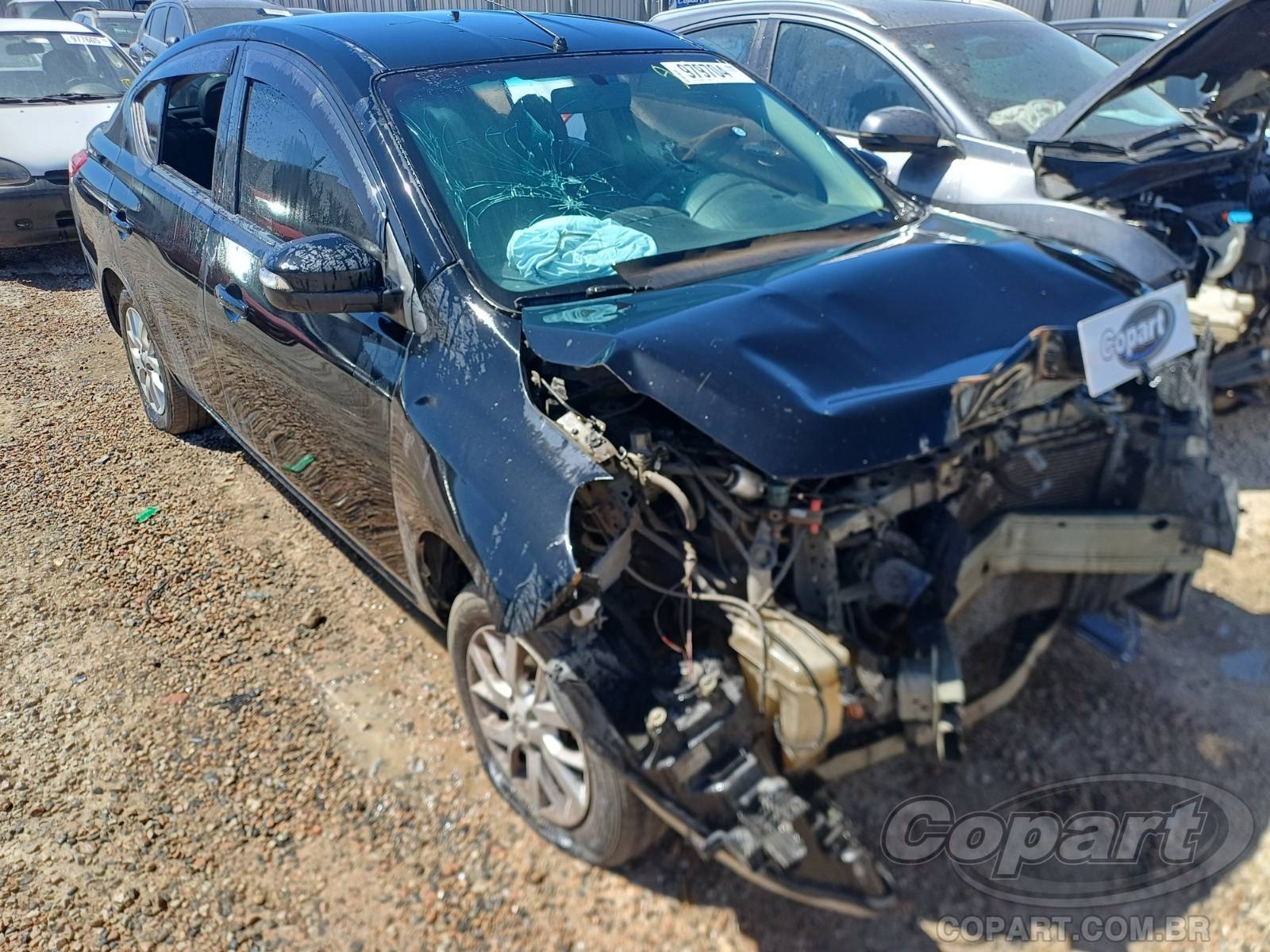 Veículo Nissan Versa Nissan Versa SV CVT 1.6 16V 2020 Médio Dano Frontal 2020 em leilão