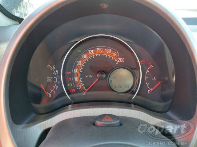 2014 FIAT UNO 