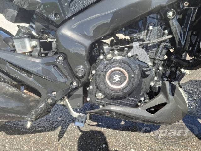 2025 BAJAJ DOMINAR 