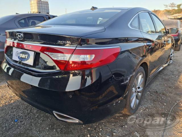 2015 HYUNDAI AZERA 