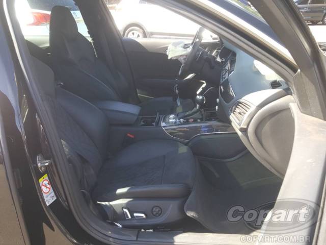 2016 AUDI RS6 AVANT 