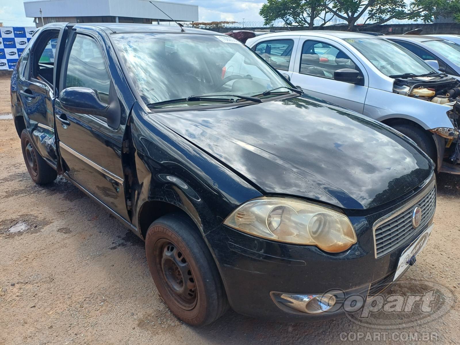 Veículo Fiat Palio Fiat Palio Attractive 1.4 2011 2011 em leilão