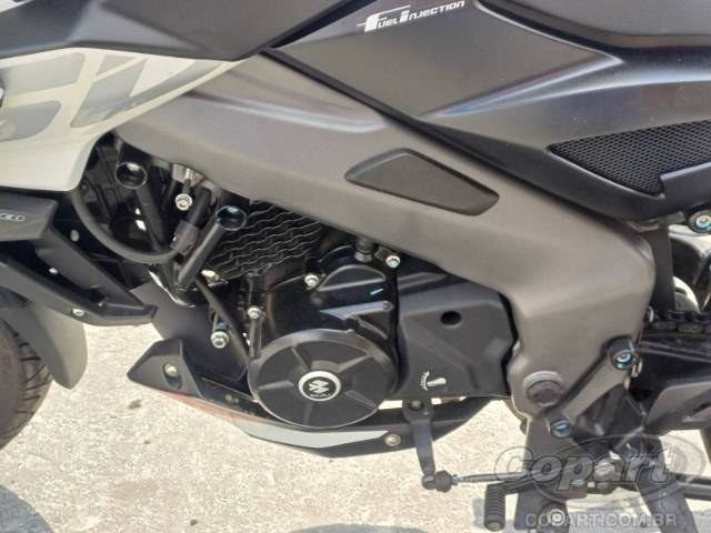 2026 BAJAJ DOMINAR 