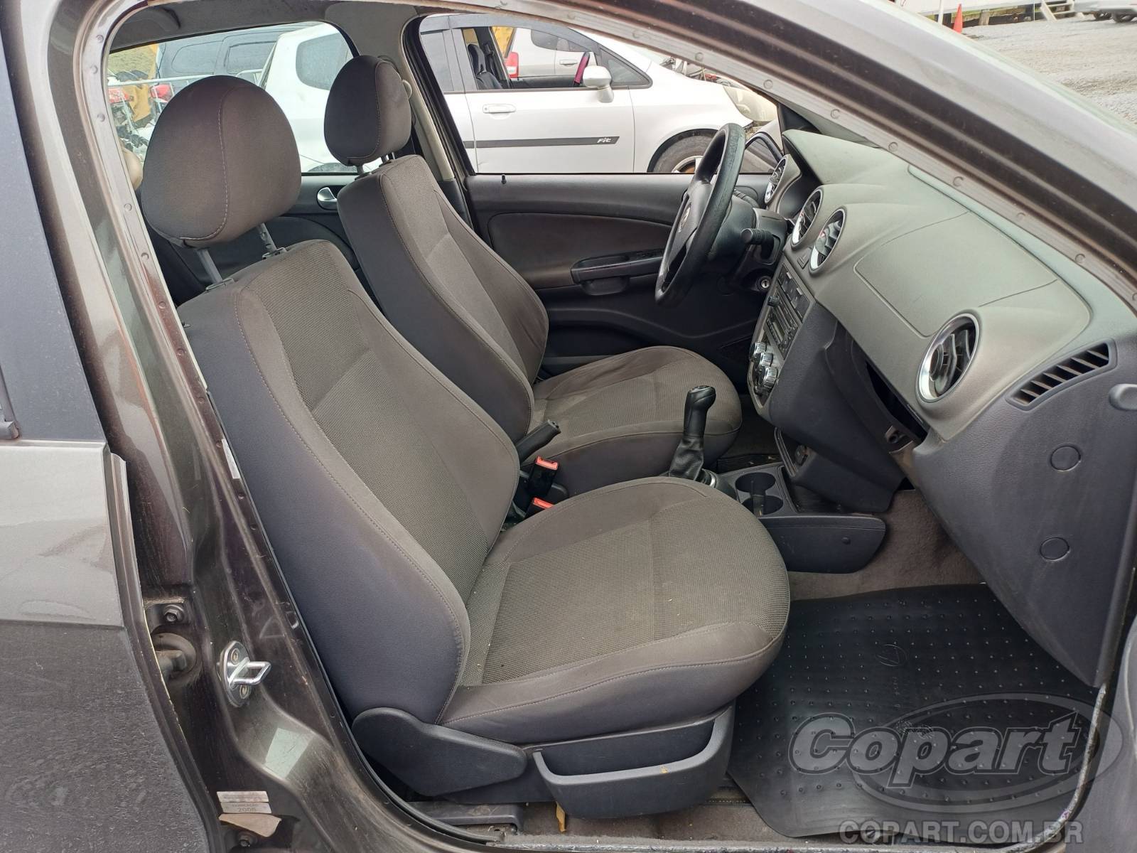 2009 VOLKSWAGEN VOYAGE — foto 5 de 11