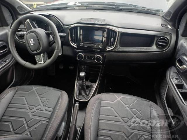 2025 FIAT STRADA CD 