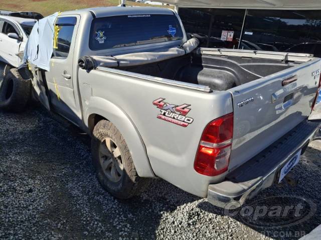 2014 TOYOTA HILUX CD 