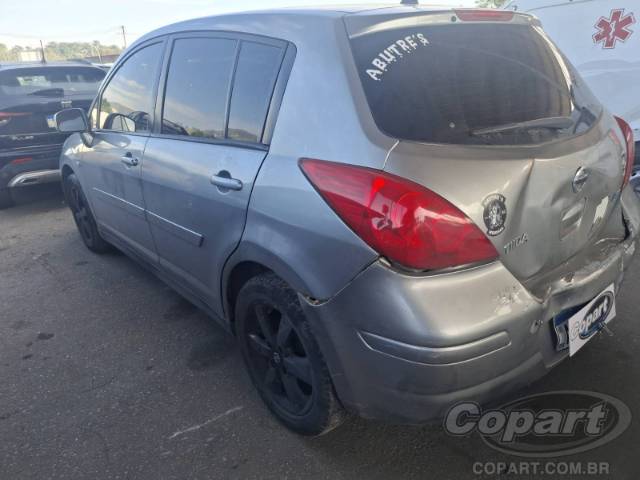 2010 NISSAN TIIDA 