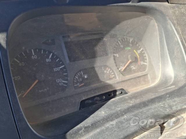 2010 MERCEDES BENZ AXOR 