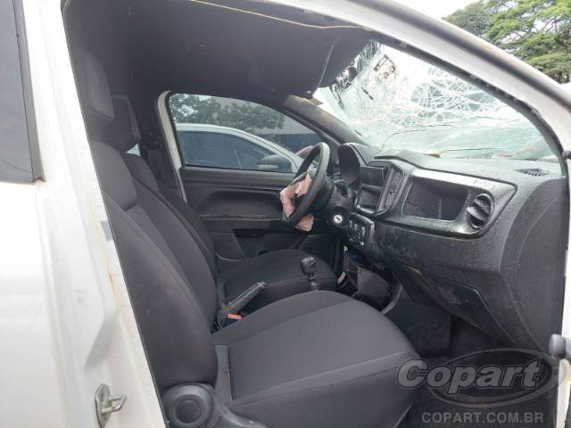 2025 FIAT STRADA 