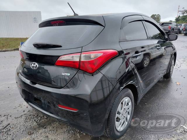 2015 HYUNDAI HB20 