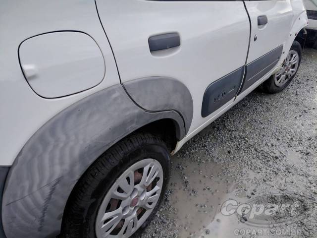 2012 FIAT UNO 