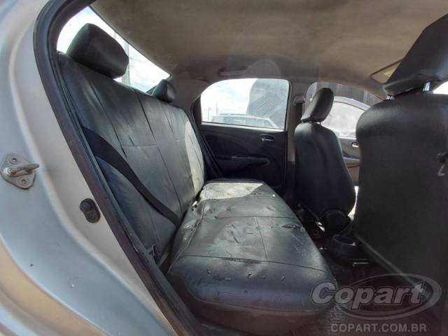 2015 TOYOTA ETIOS SEDA 