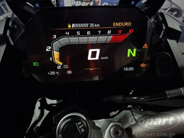 2025 BMW F 900 