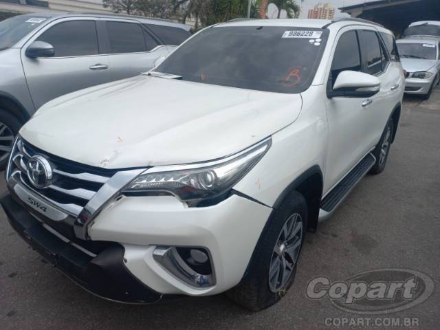 2016 TOYOTA HILUX SW4 