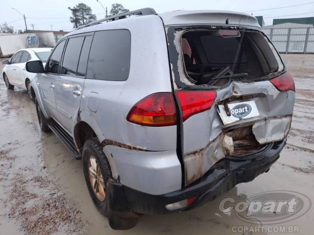 2013 MITSUBISHI PAJERO DAKAR 