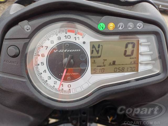2016 SUZUKI V-STROM 