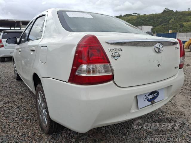 2017 TOYOTA ETIOS SEDA 