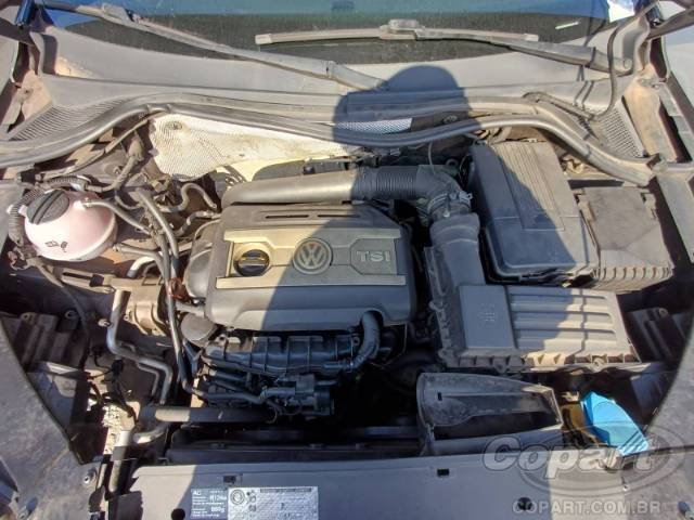 2010 VOLKSWAGEN TIGUAN 