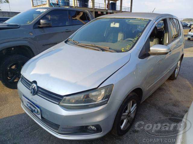 2015 VOLKSWAGEN FOX 