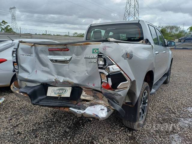 2021 TOYOTA HILUX CD 