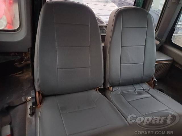 2004 LAND ROVER DEFENDER 