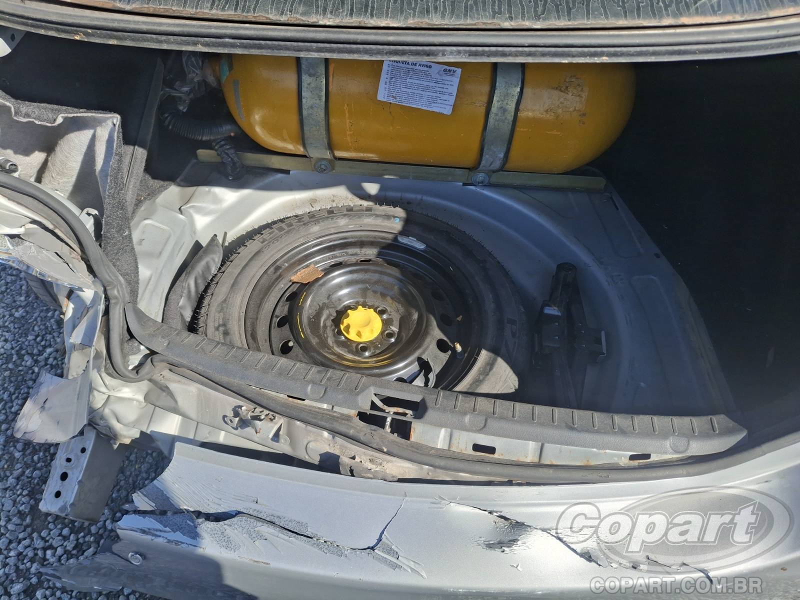 2013 TOYOTA COROLLA — foto 10 de 12