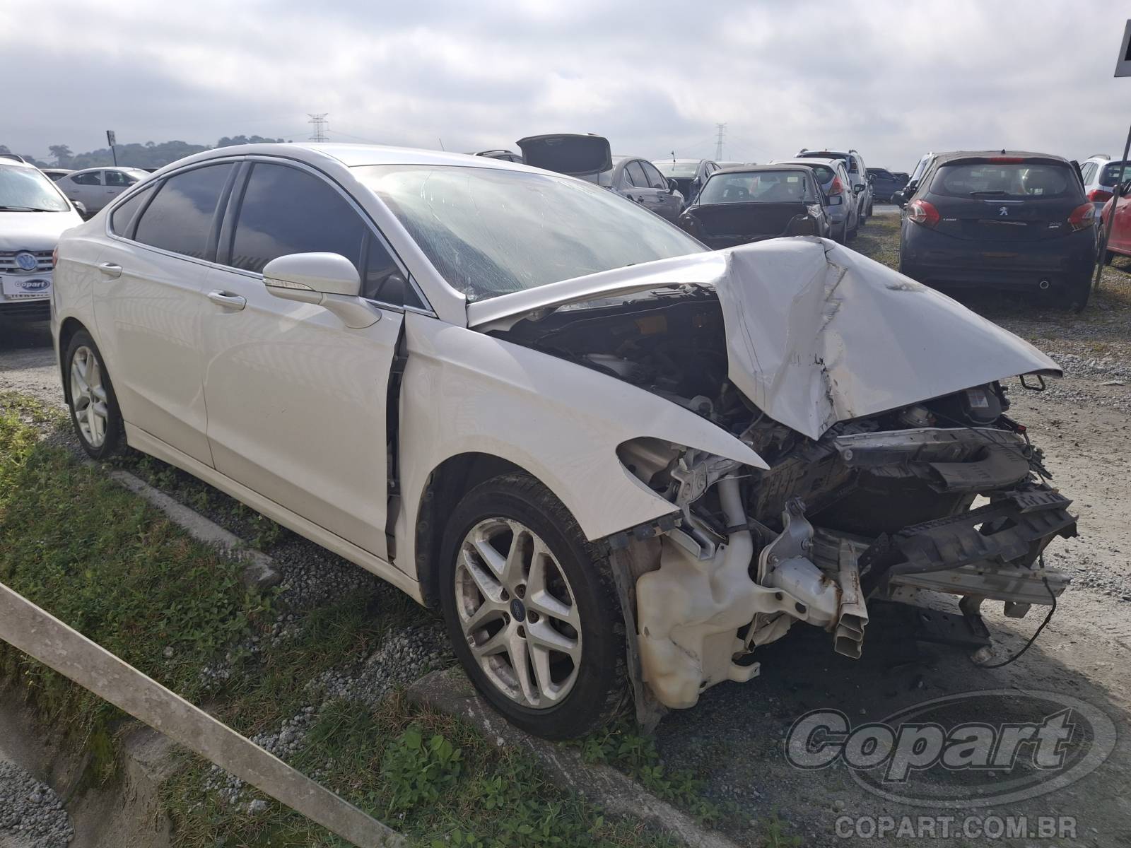 Ford Fusion Flex 2.5 16V Duratec 2014 Médio Dano Frontal
